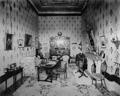 Das Wohnzimmer der Königin, Villa Clara, ca. 1870-80 von English Photographer